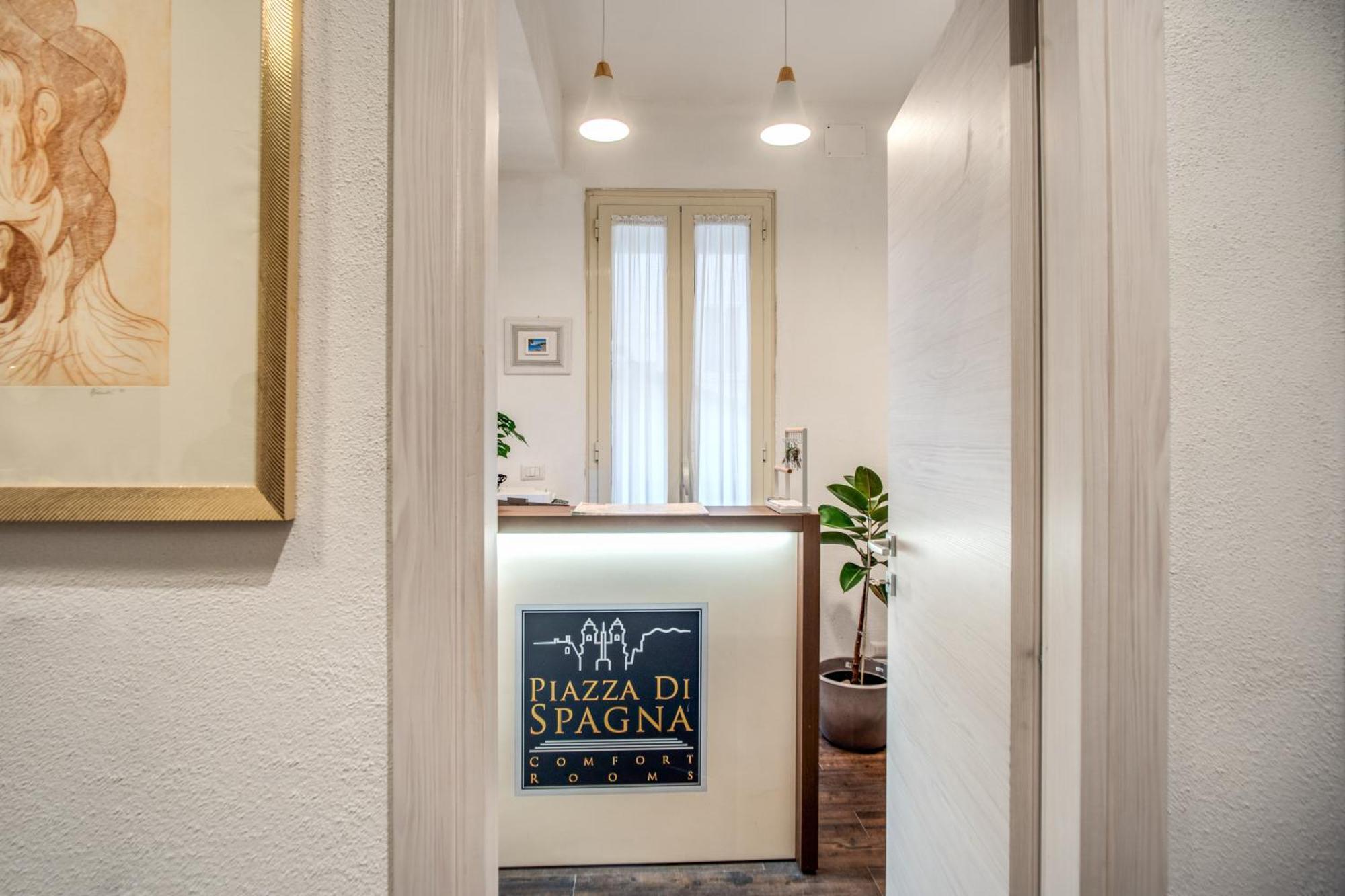 Tritone Top House Rome Room photo