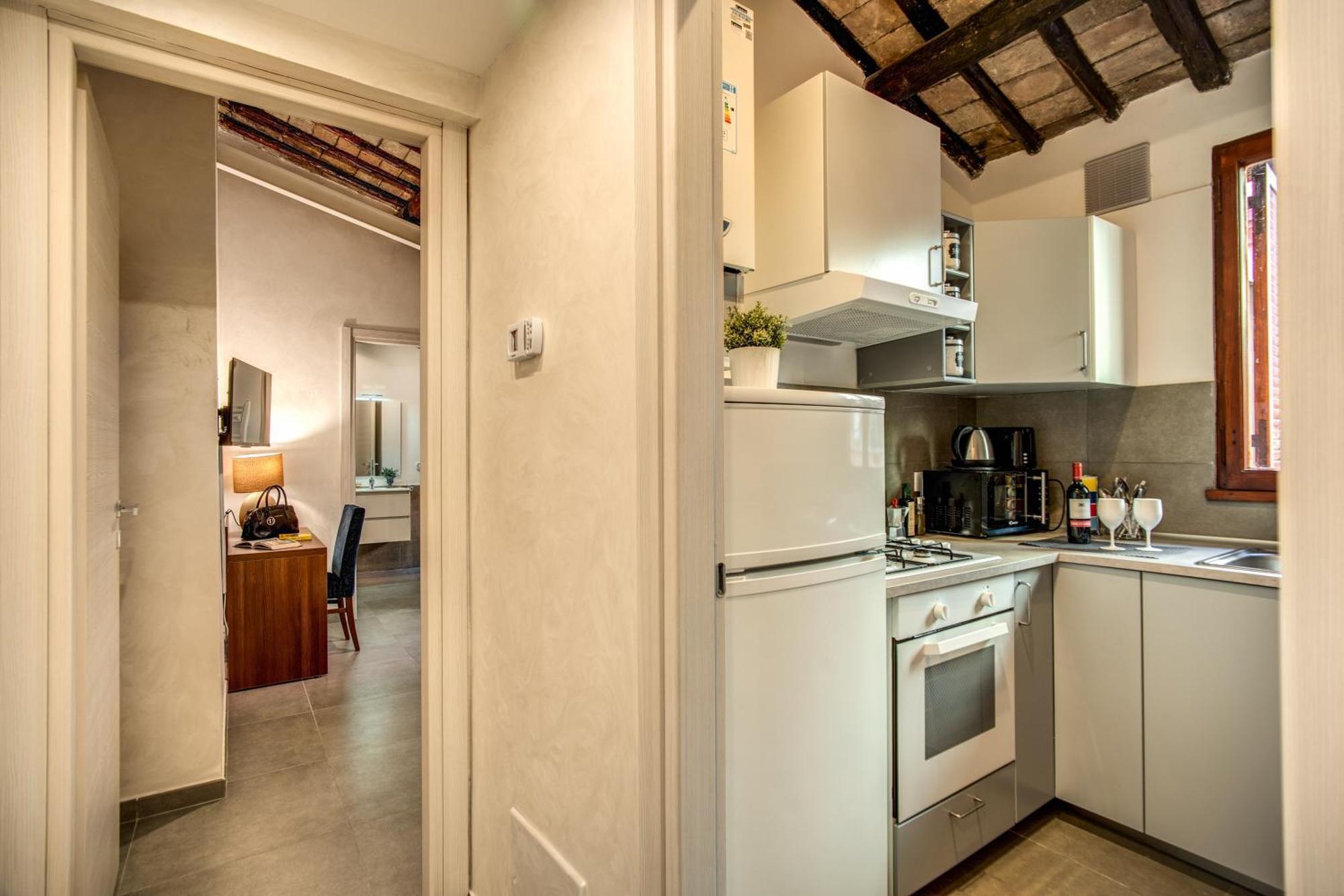 Tritone Top House Rome Room photo